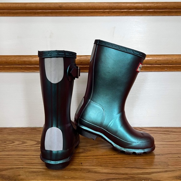 HUNTER - RARE- Iridescent Cosmic Rain Boots - NIB - Size 8 Little Kid - Picture 5 of 5